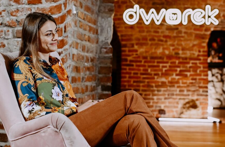 Ania Sama podczas wywiadu z Renatą Głowacką