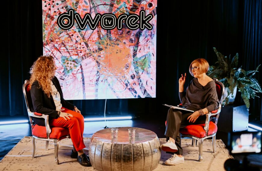 Agnieszka Nowakowska i Renata Głowacka w czasie wywiadu.
