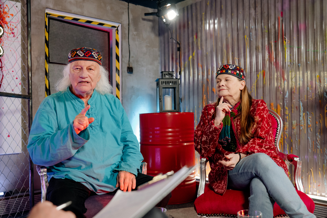 Elżbieta i Andrzej Lisowscy w czasie nagrania w Dworek TV